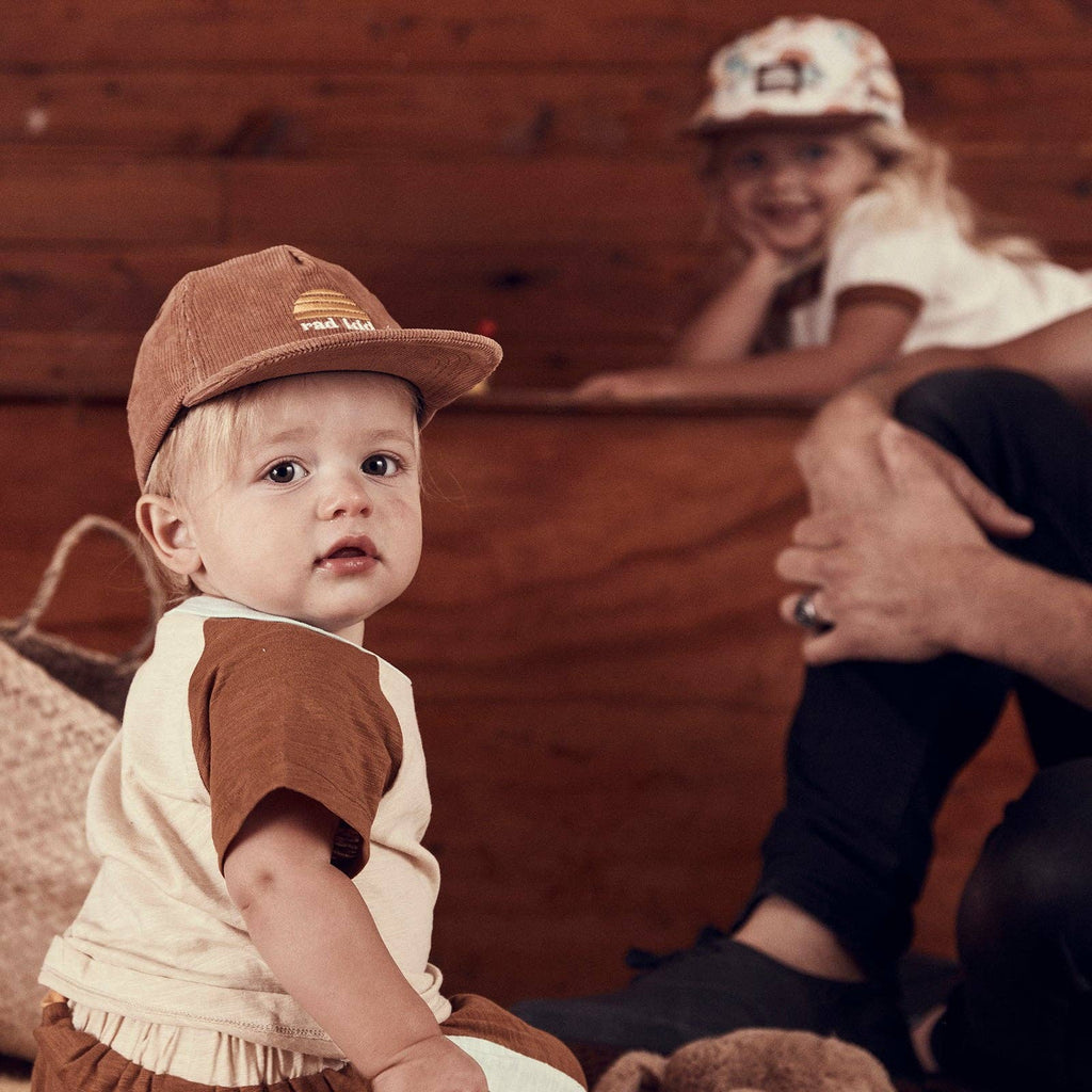 Rad Kid kordfløyel caps